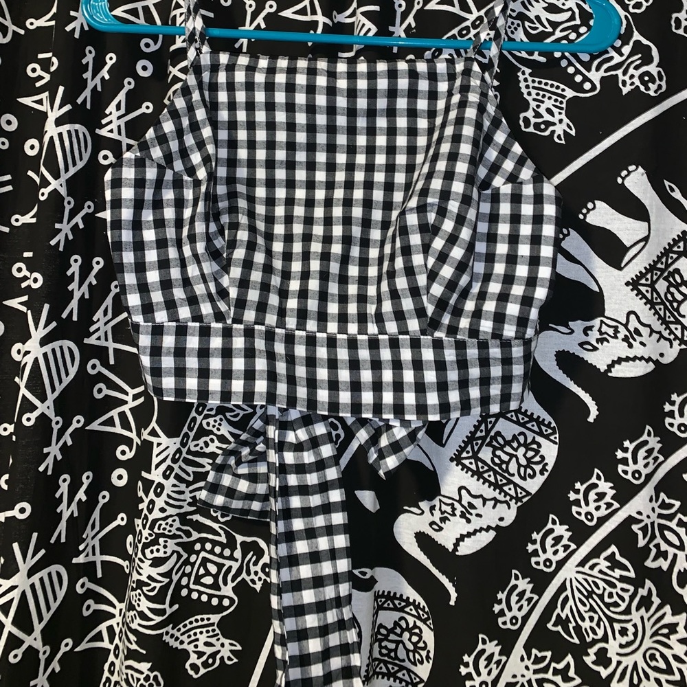 black and white checkered crop shirt